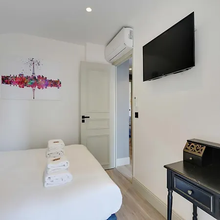 Chic - 2br 6p - Roquette Appartement