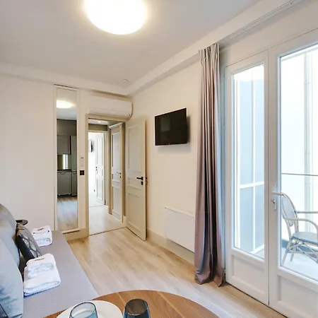 Appartement Chic - 2br 6p - Roquette Parijs